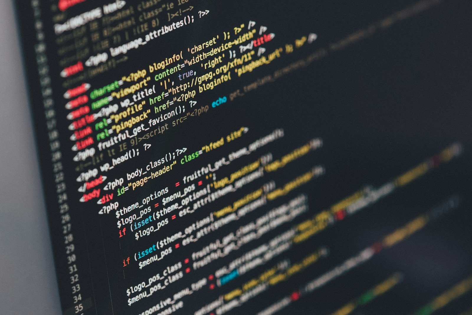 برمجة تصميم وتطوير المواقع لفريق يعمل على واجهة موقع احترافية
